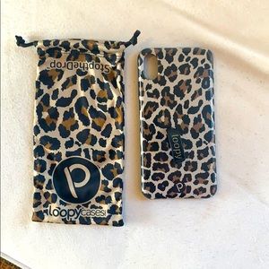 XS Max Loopy leopard case